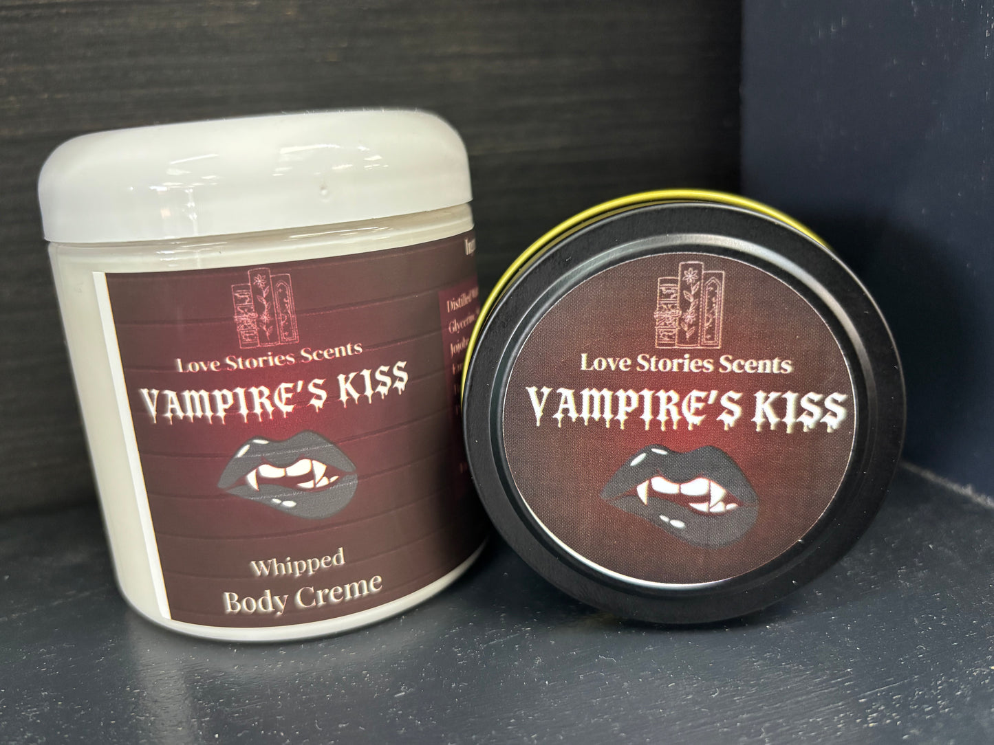 Vampire's Kiss Candle