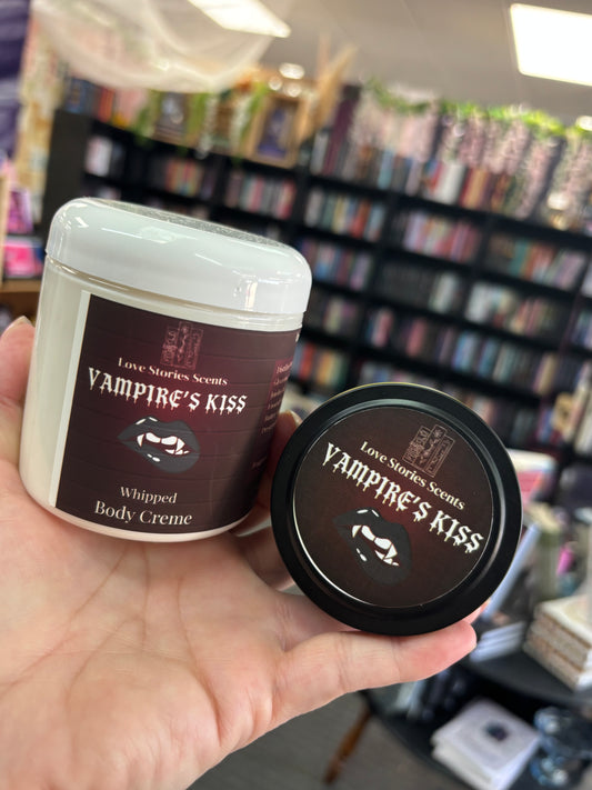 Vampire's Kiss Candle
