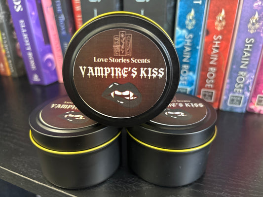 Vampire's Kiss Candle