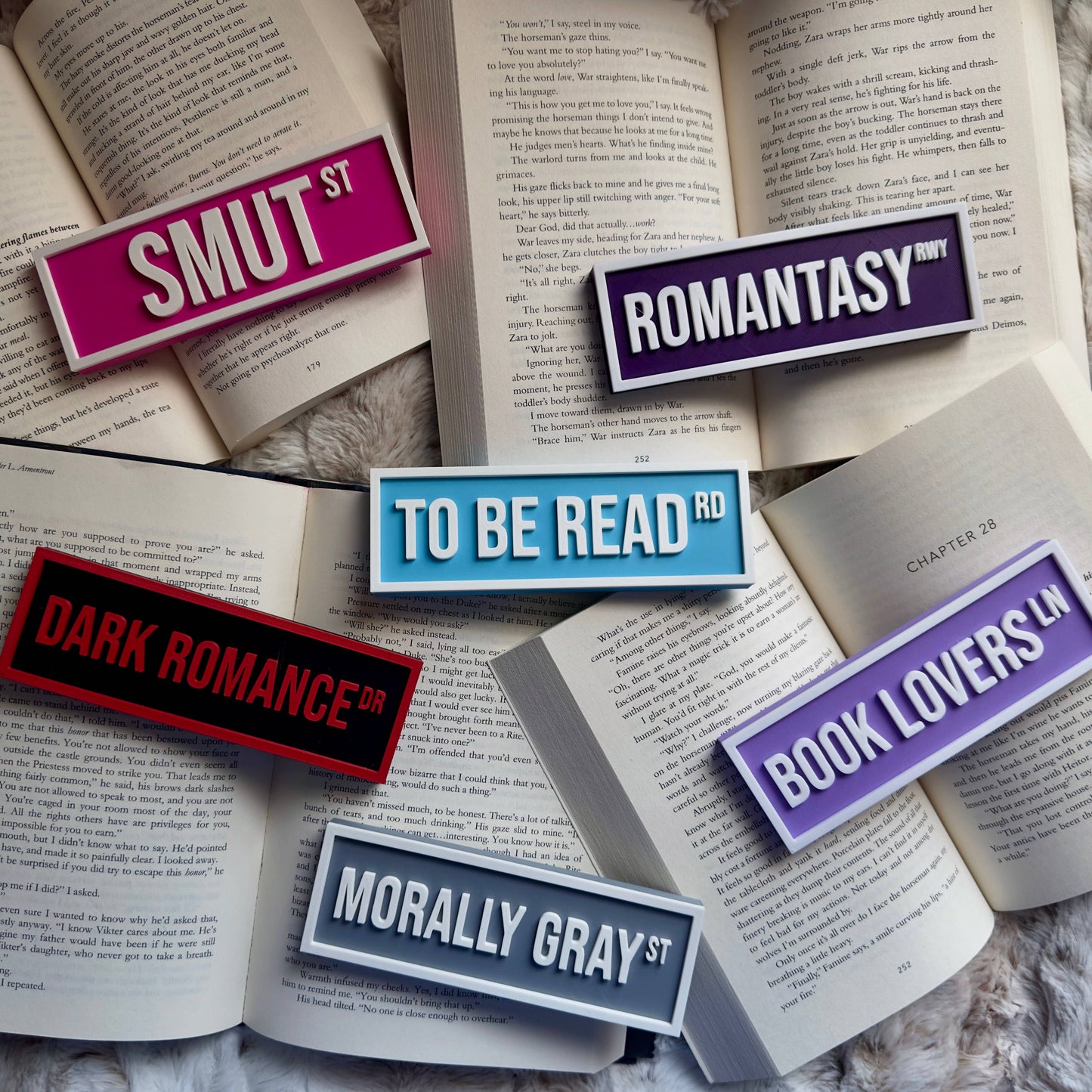 Romance Street Sign | Bookshelf Decor