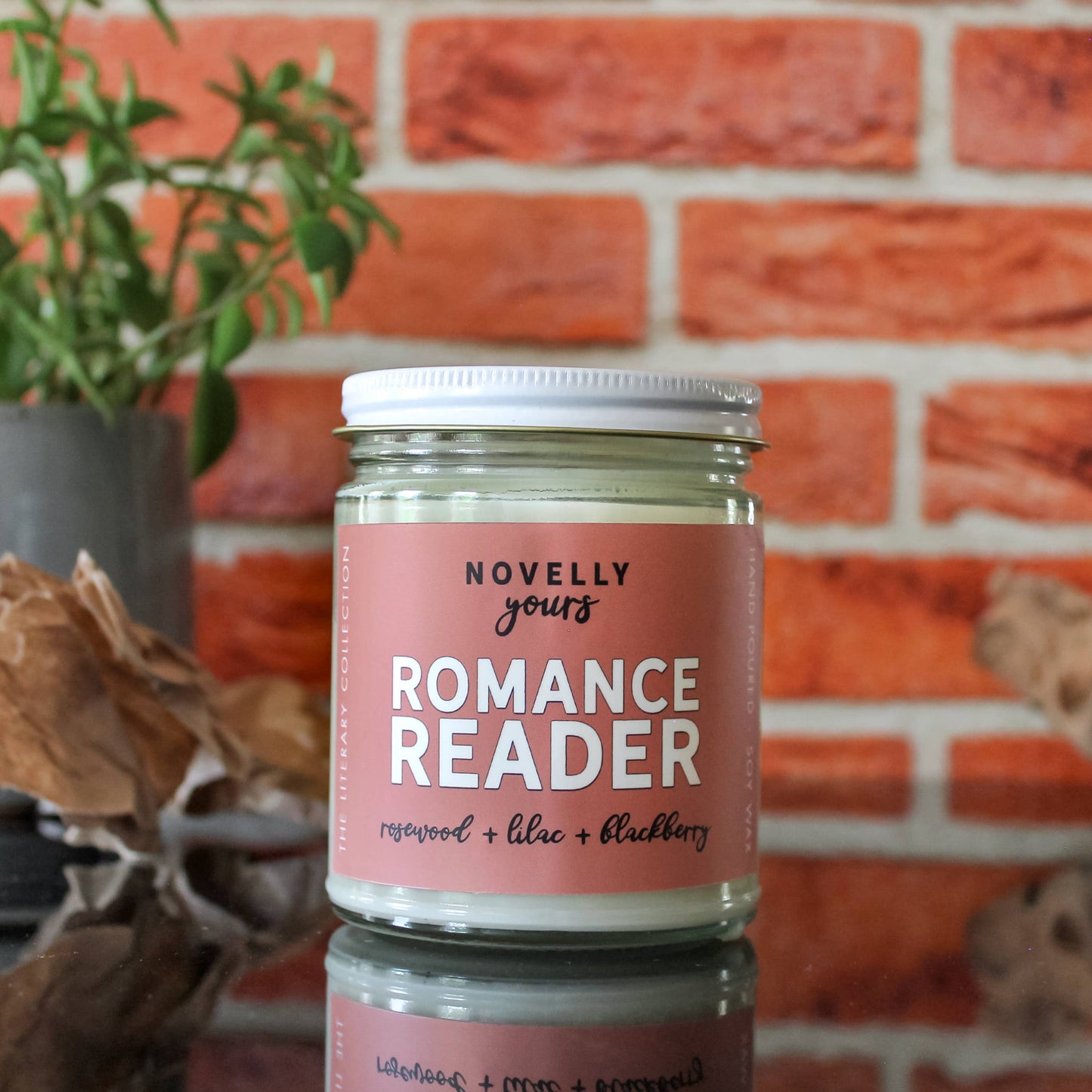 Romance Reader candle | Literary Gift for Bookworms