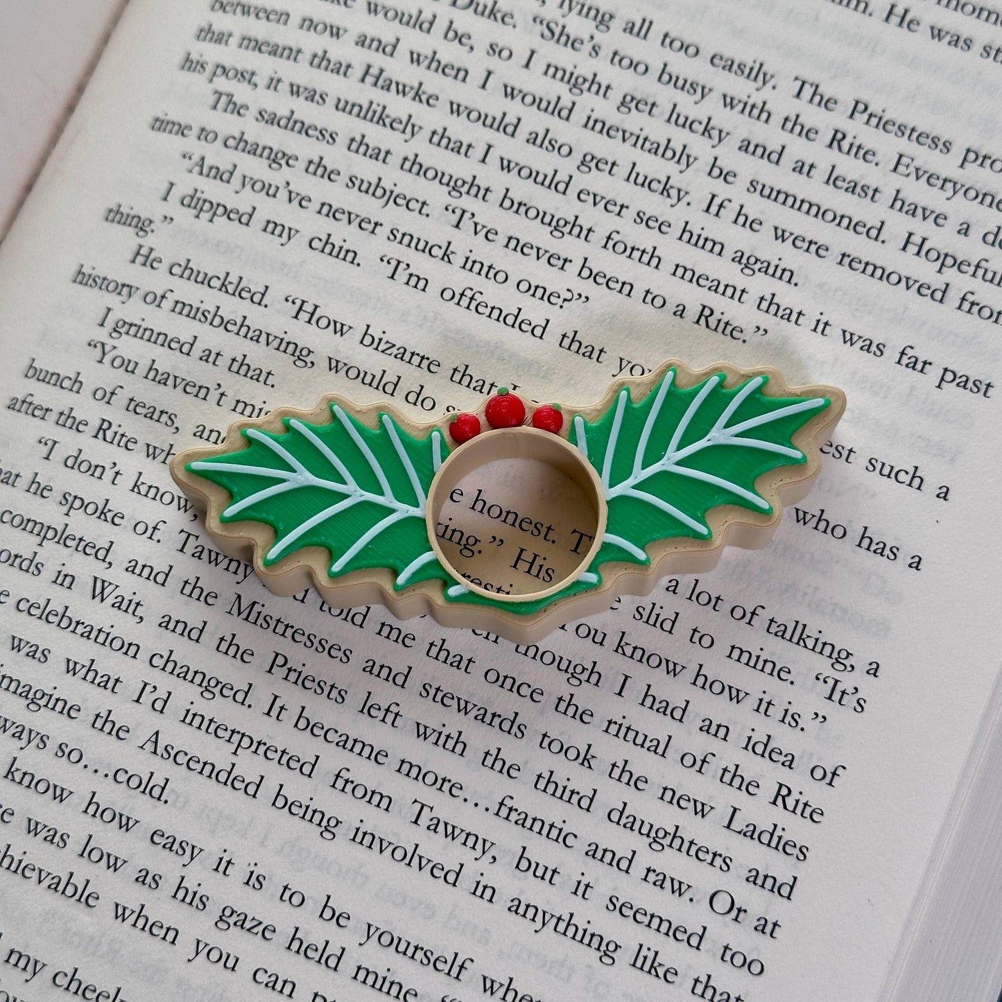 Holly Leaf Cookie Page Holder | Stocking Stuffer